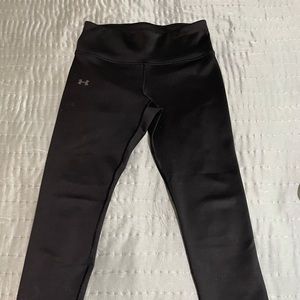 Women’s Under Armour Black Leggings / Workout pants Size Medium